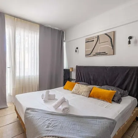 29 Carnot - Chaleureux Avec Balcon - Centre
