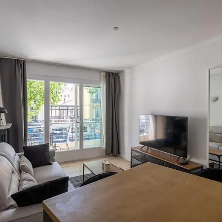 29 Carnot - Chaleureux Avec Balcon - Centre