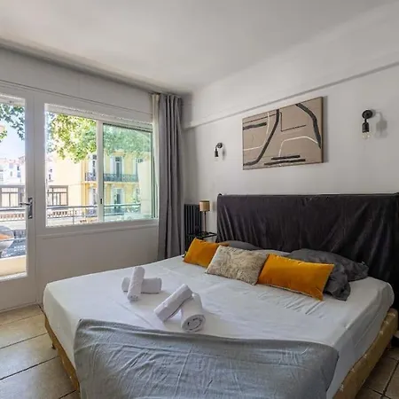 29 Carnot - Chaleureux Avec Balcon - Centre Cannes